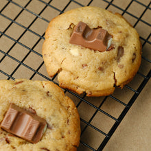 Load image into Gallery viewer, Kinder Delight Cookies