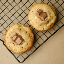 Load image into Gallery viewer, Kinder Delight Cookies