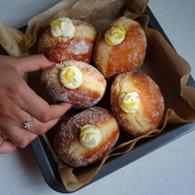 Load image into Gallery viewer, Mini Dounts - only in Dubai & Shj - Weekend
