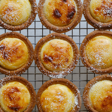 Load image into Gallery viewer, Japanese Cheese Tart