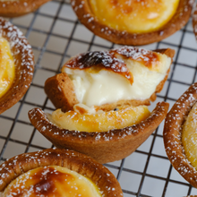 Load image into Gallery viewer, Japanese Cheese Tart