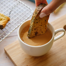 Load image into Gallery viewer, Zatar & Black seeds Rusk