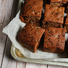 Load image into Gallery viewer, Date & Pecan Cake in a Luxury Acrylic Tray