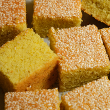 Load image into Gallery viewer, Saffron Cake - Qirs Aqaili Tray