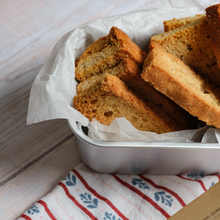 Load image into Gallery viewer, Cinnamon and Fennel seeds Rusk (230 Grams)