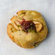 Load image into Gallery viewer, Raspberry Pistachio Cookies