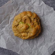 Load image into Gallery viewer, Pistachio Fountain cookies