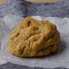 Load image into Gallery viewer, Pistachio Fountain cookies