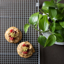 Load image into Gallery viewer, Raspberry Pistachio Cookies