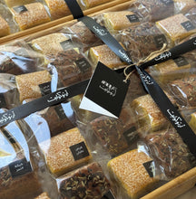 Load image into Gallery viewer, Saffron &amp; Dates Cake Large Tray
