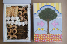 Load image into Gallery viewer, Royal Ghaf Sweet Box
