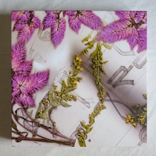 Load image into Gallery viewer, Floral - mix crunches Box
