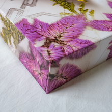 Load image into Gallery viewer, Floral - mix crunches Box
