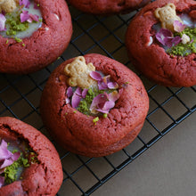 Load image into Gallery viewer, Pistachio &amp; Rosewater Spa Bear Cookies
