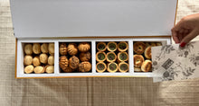 Load image into Gallery viewer, HudHud Gift Box
