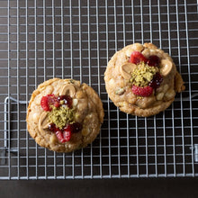 Load image into Gallery viewer, Raspberry Pistachio Cookies
